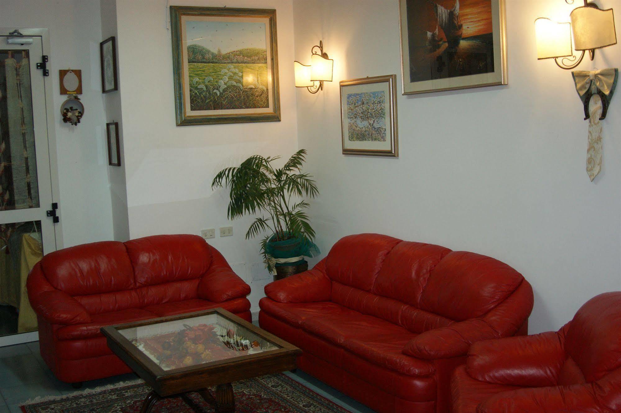 Albergo Ristorante Il Pescatore Villetta Barrea Extérieur photo